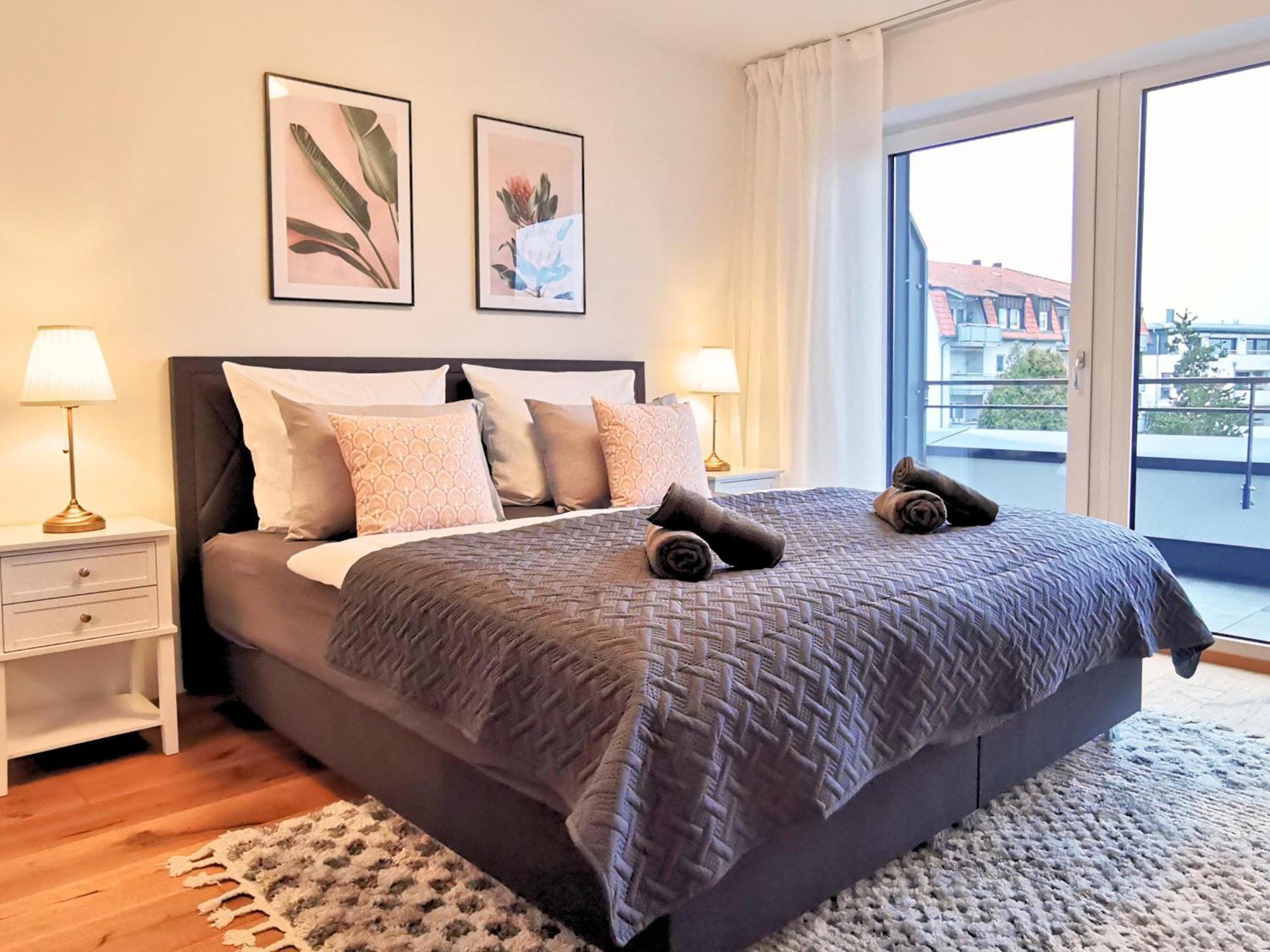 Fynbos Penthouse Deluxe, Balkon, Parkplatz Apartment Straubing Bagian luar foto