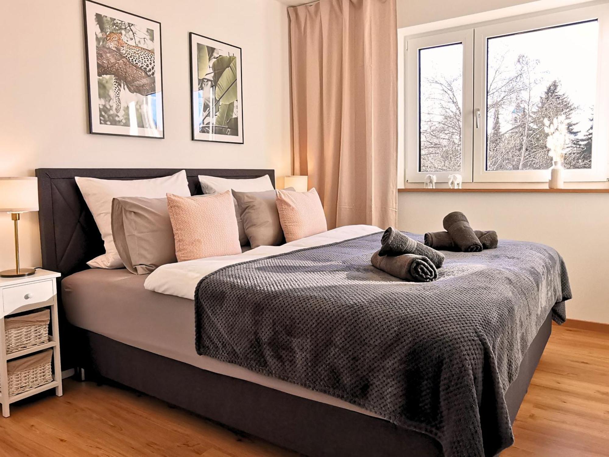 Fynbos Penthouse Deluxe, Balkon, Parkplatz Apartment Straubing Bagian luar foto